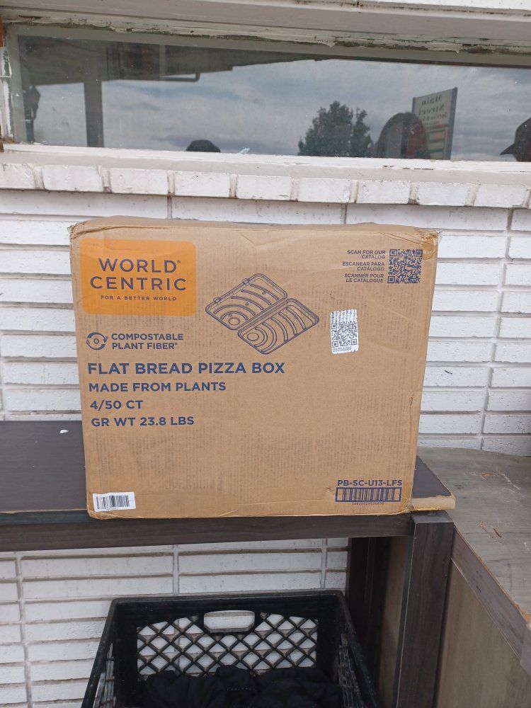 World Centric Compostable Flat Bread Pizza Box - Case of 200 (4/50 CT)