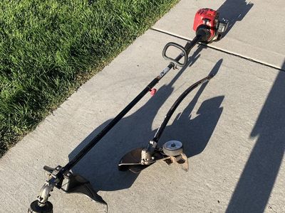 Troy- Bilt Gas String Trimmer with Edger attachment