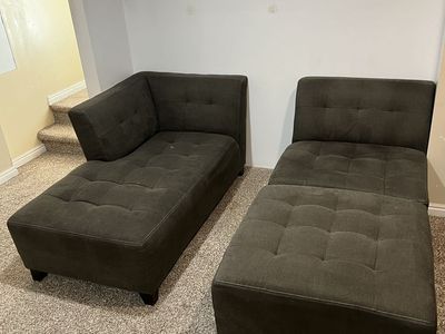 Modern Grey Tufted Sectional Sofa Set with Chaise and Ottoman