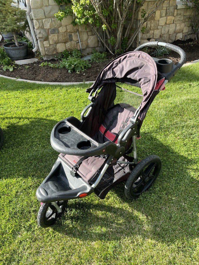 Baby Trend Range Jogging Stroller – Great Conditio