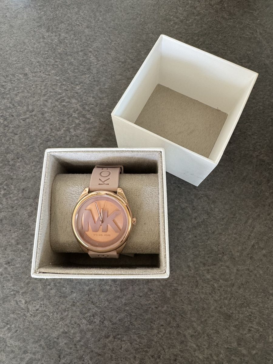 Brand New Michael Kors Women’s Watch