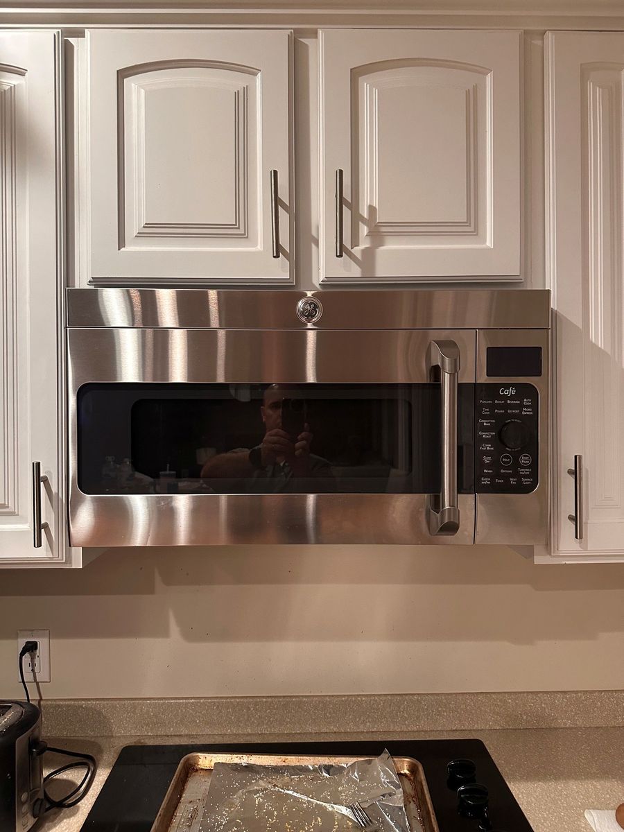 GE Cafe Microwave