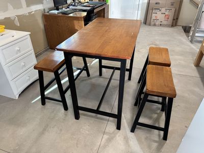 Compact Dining Table Set