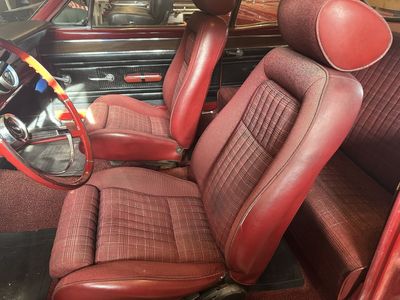 Bucket seats