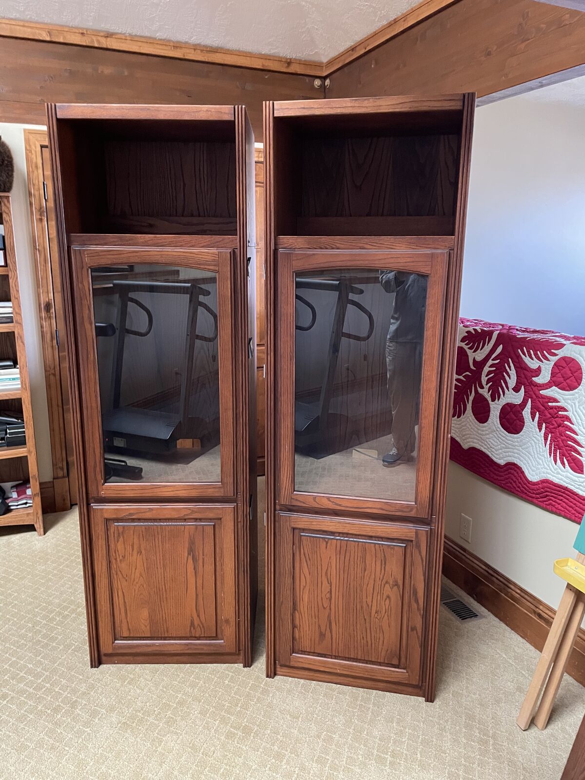 Cabinets W/adj. Shelves