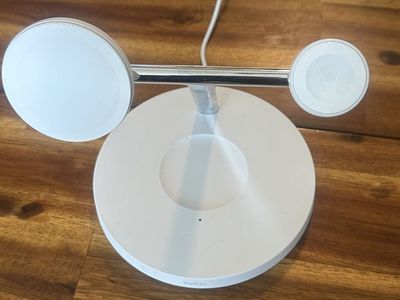 Belkin Magsafe 3 In 1 Wireless Charger