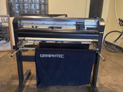 Graphtec FC8000-75 Professional Cutting Plotter Vinyl Cutter with Stand
