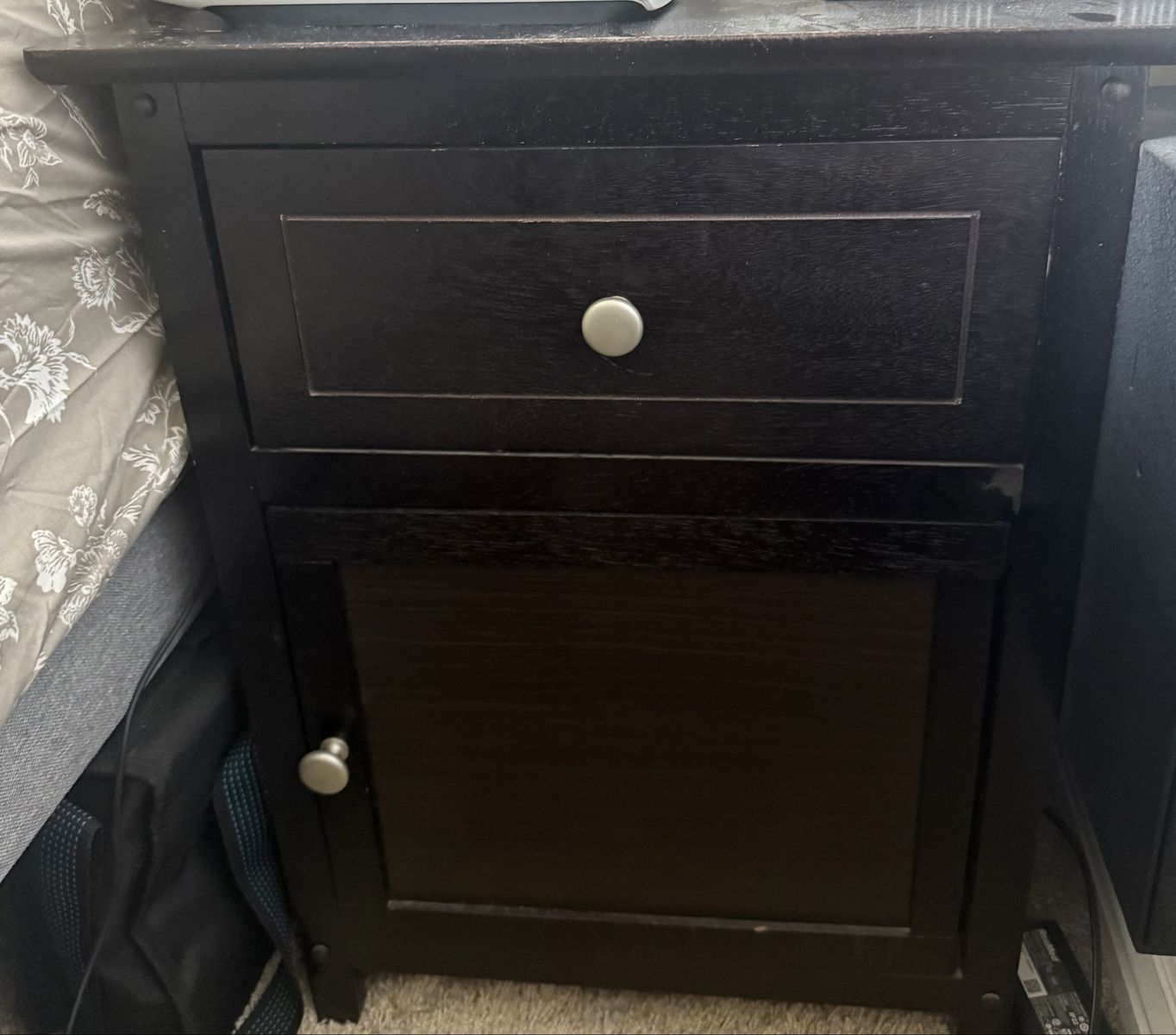 Night stand / end table