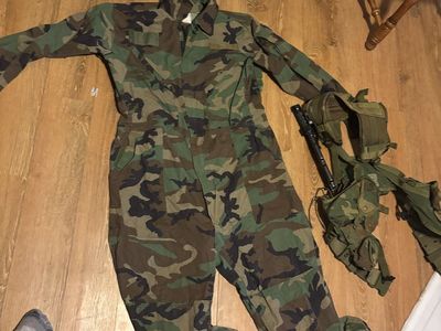 Woodland Camo Jumpsuit Tactical Gear Airsoft Set