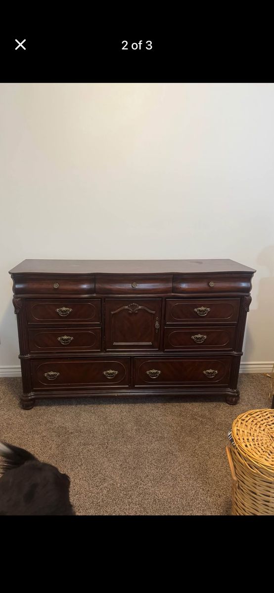 Fancy big Dresser