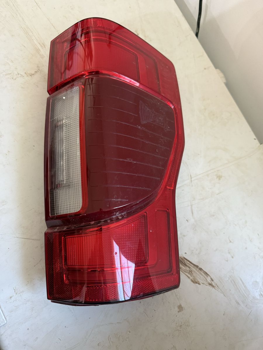 2020-2022 Oem Superduty Passenger Side TailLight