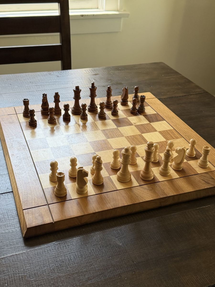 Solid Wood Chess Set – 17.5” Board with Wooden Staunton Pieces