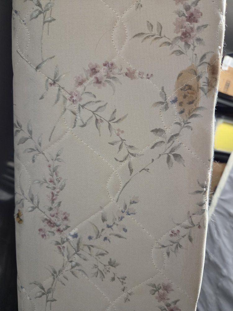 Main image 3