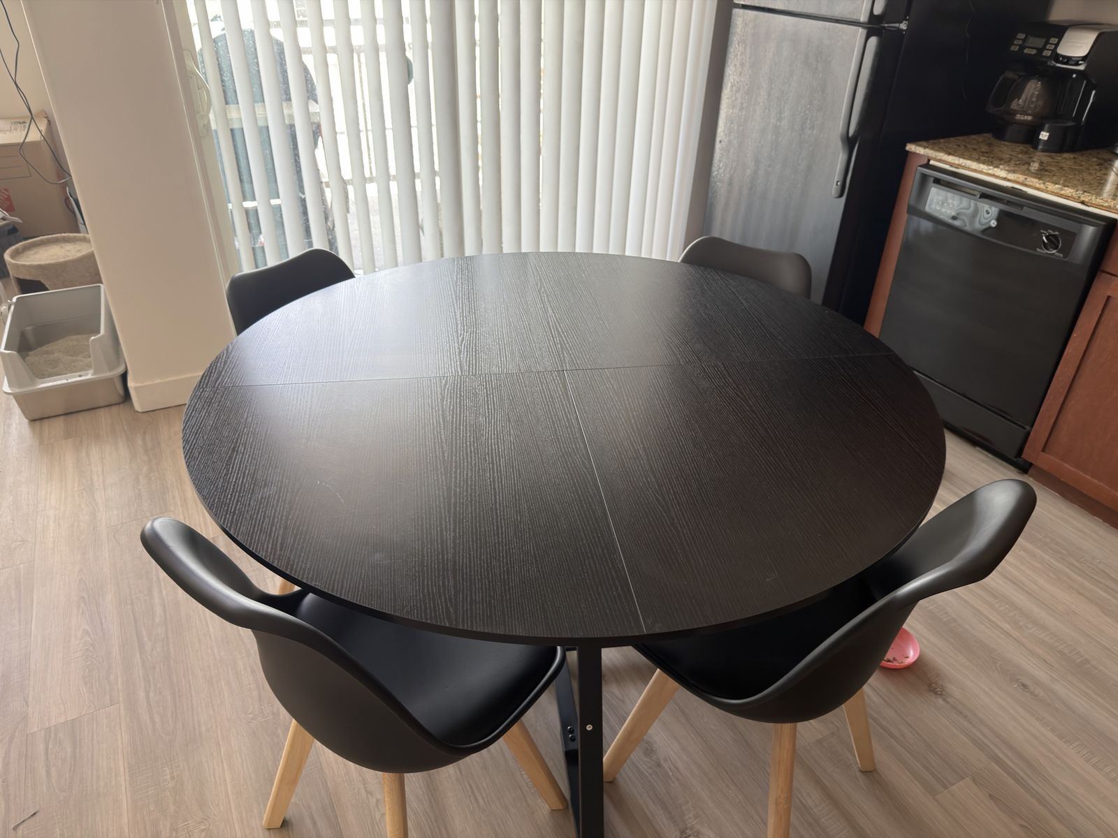 Modern Black Round Dining Table with 4 Chairs