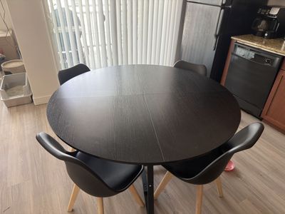 Modern Black Round Dining Table with 4 Chairs