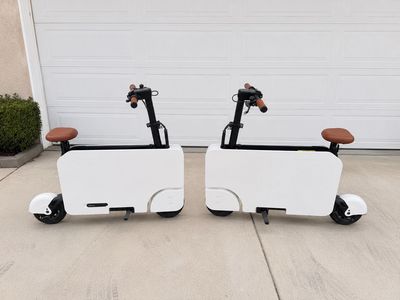 Honda Motocompacto Electric Scooters – Like New – 2 Available
