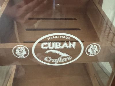 Hand M ade Cuban Crafters Desktop Cigar Humidor with Hygrometer and 3 Drawers