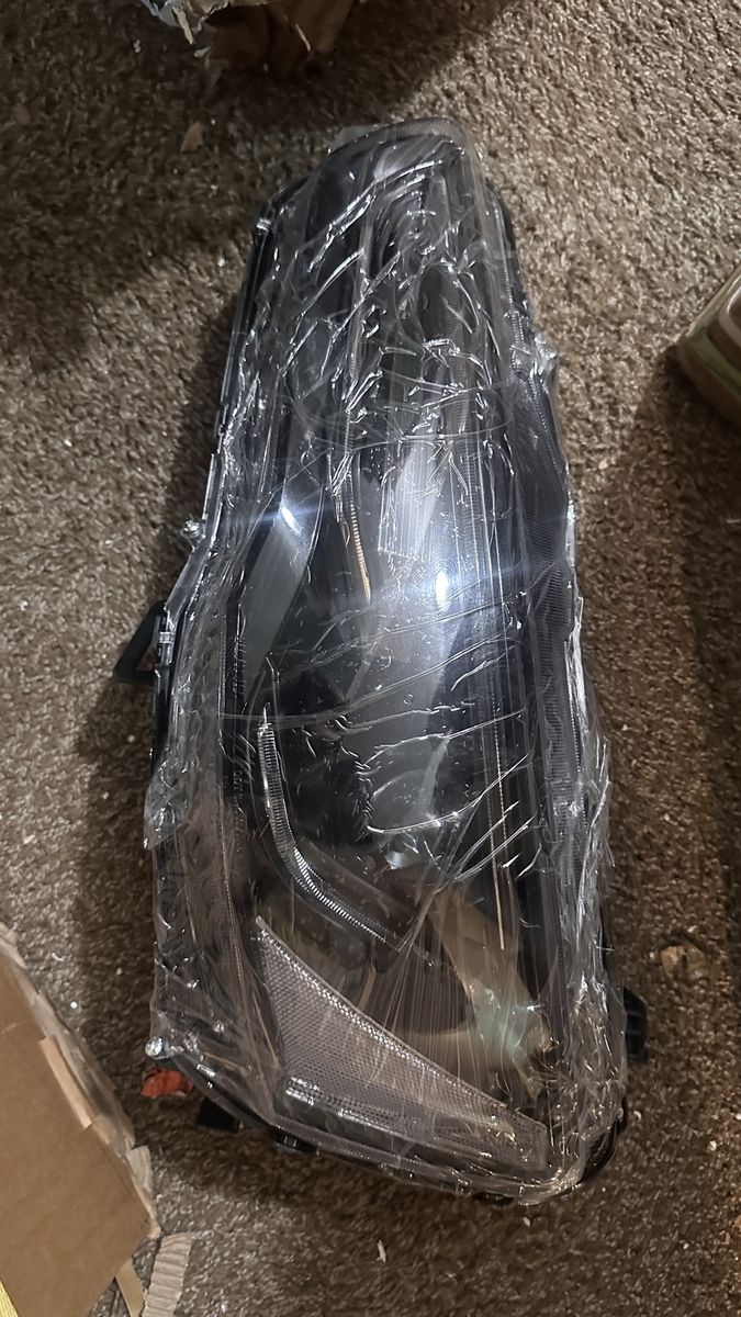 headlight pair  08 to 18 Mitsubishi lancer gt evo gsr new