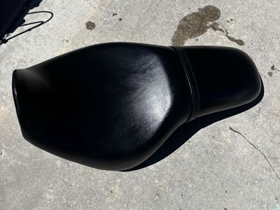Honda leather motorcycle seat shadow 2004