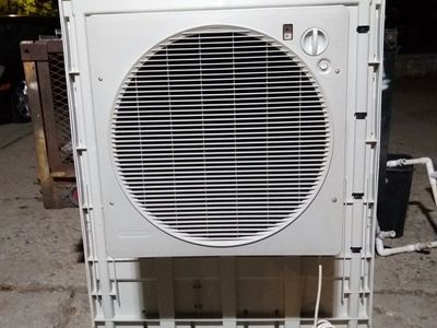 BONAIRE WINDOW COOLER MODEL 5900E, 5900CFM, 1900 SQFT, 3-SPEED