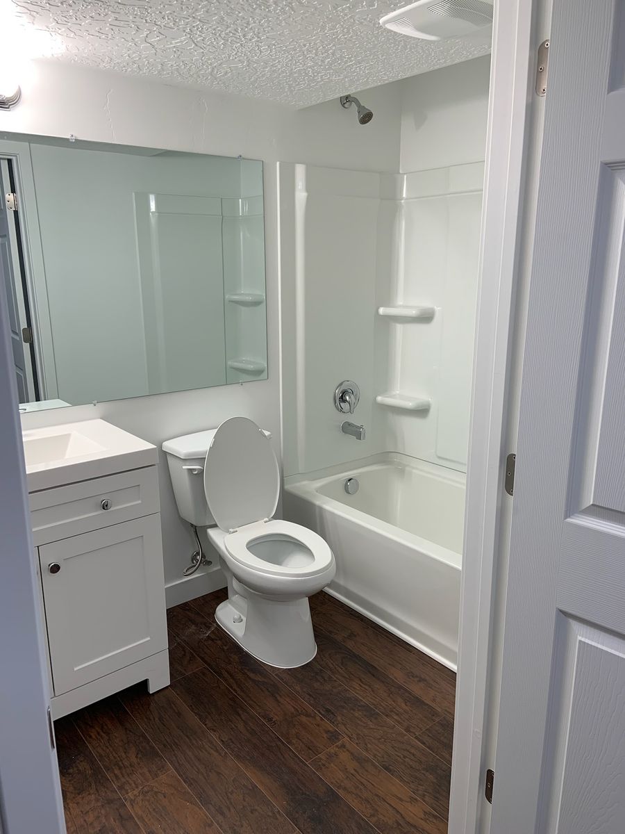 Main image 7