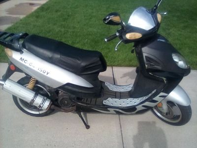 Low mileage 1091 miles. 150 CC MC-04-150Y in Provo $650 OBO