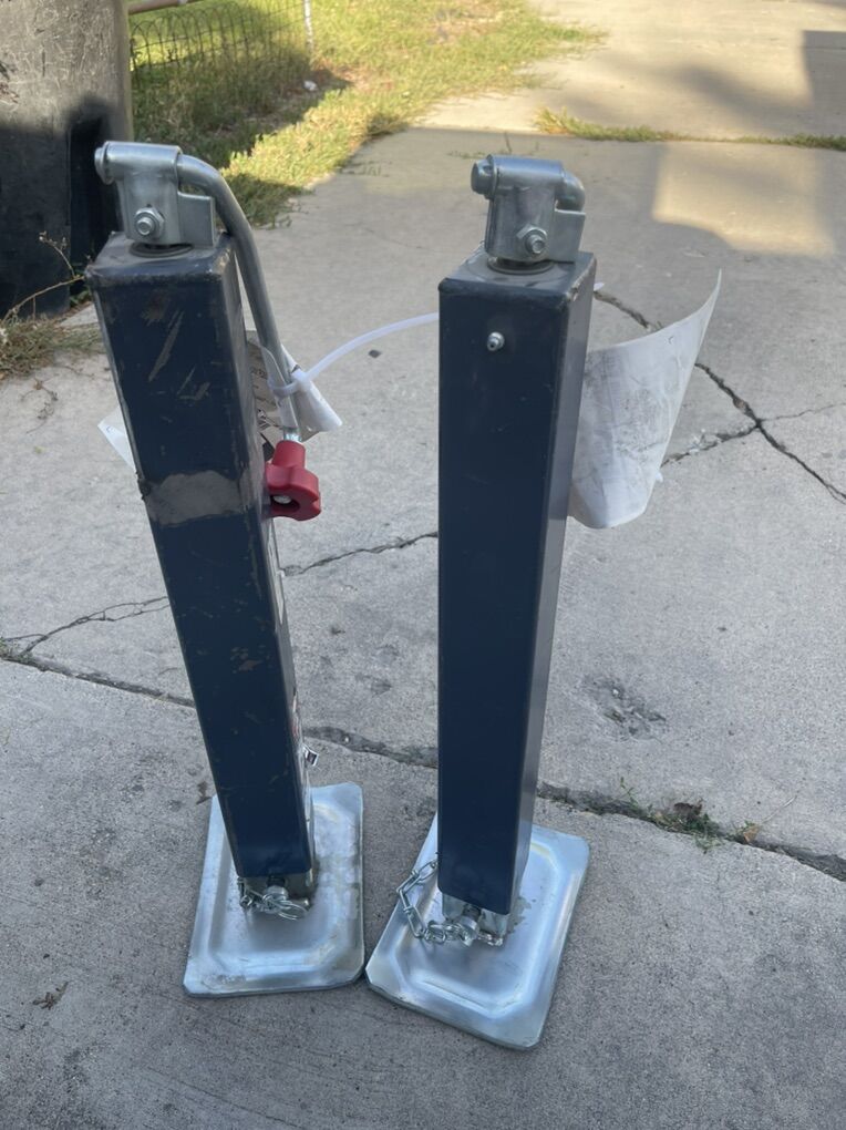 Bulldog 5k trailer jacks