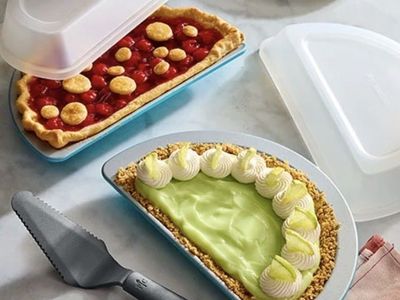 Pampered Chef HALF PIE PAN & SERVER SET