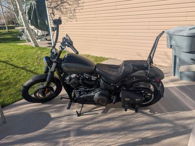 18 HD Street Bob