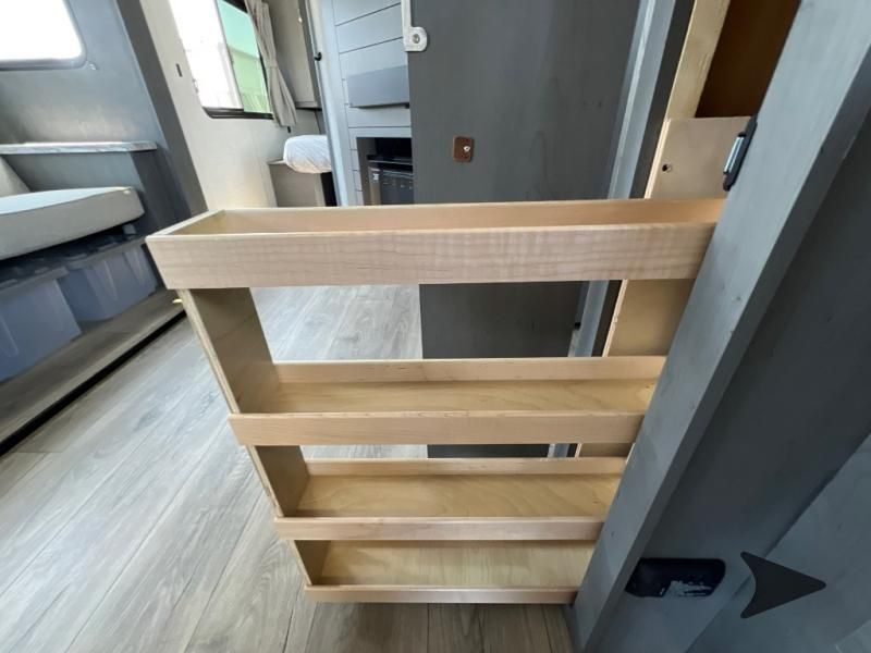 Main image 31