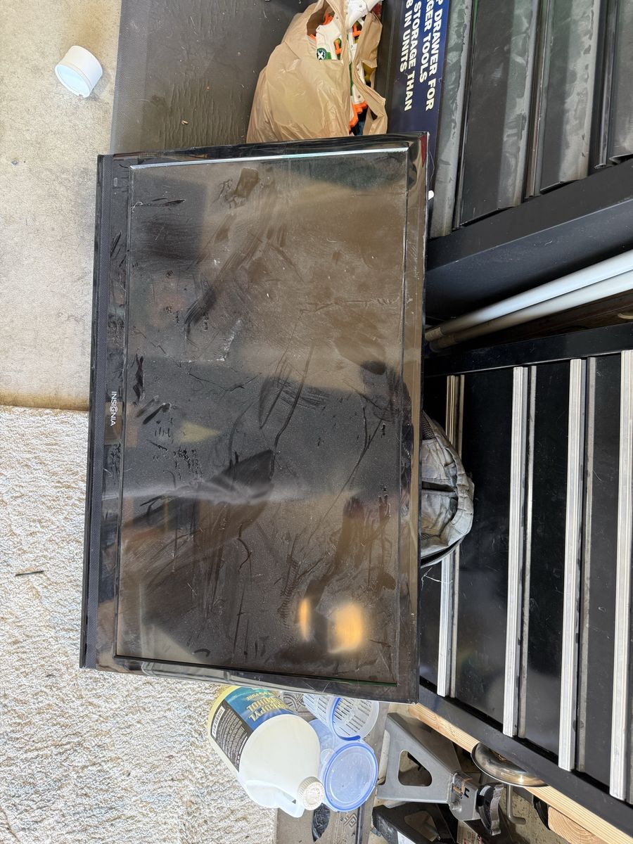 40 inch TV for sale
