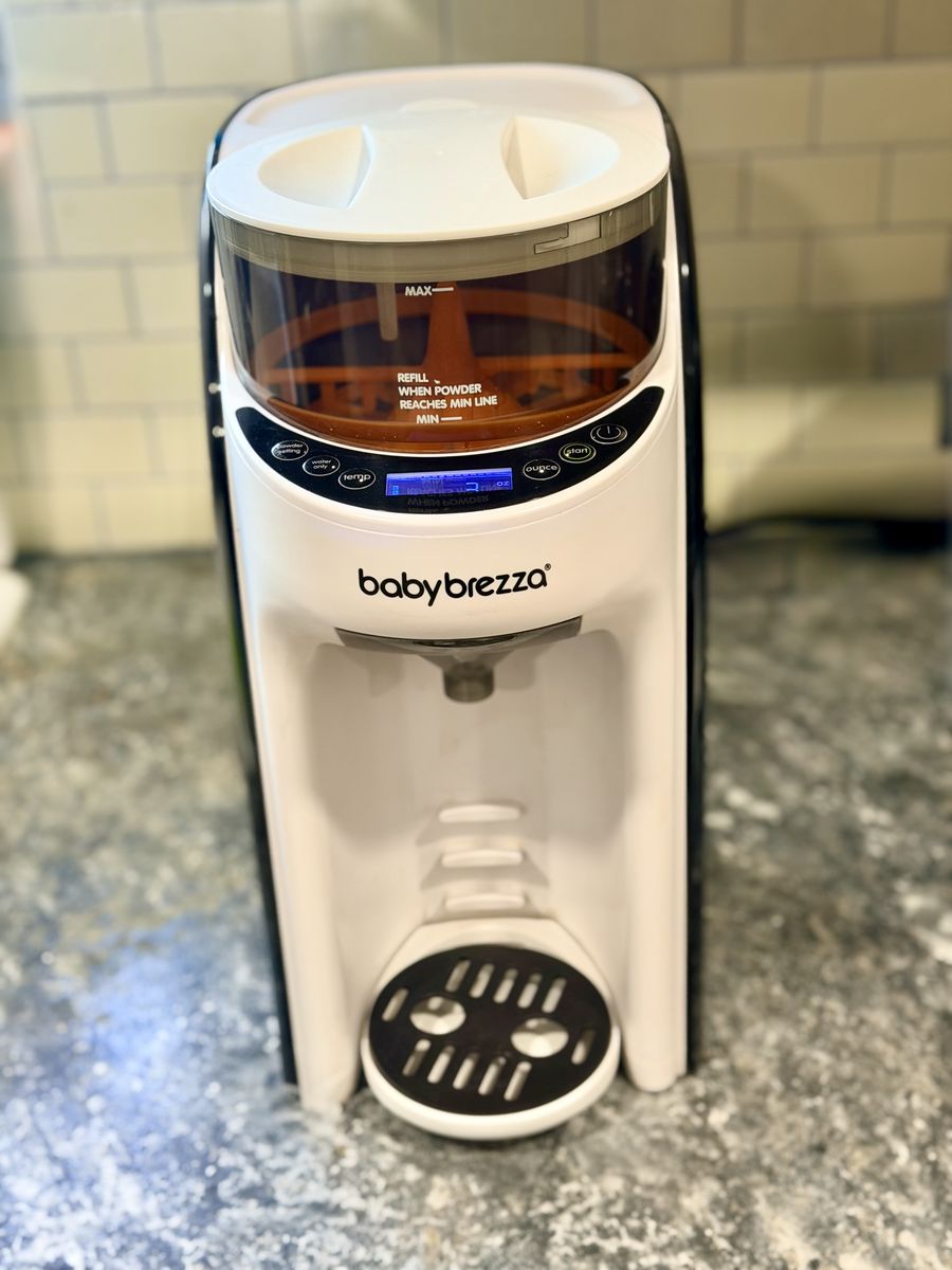 Baby brezza formula maker