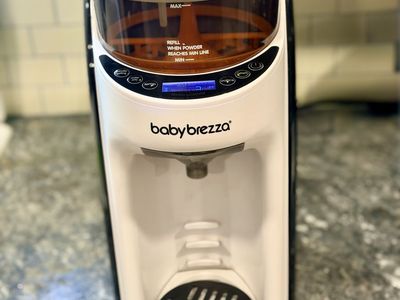 Baby brezza formula maker