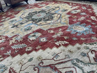12’x15’ Hand knotted wool rug