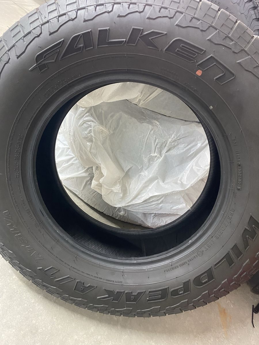 265/70r18 Falken Wild Peak AT3