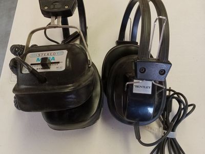Two Stereo headphones