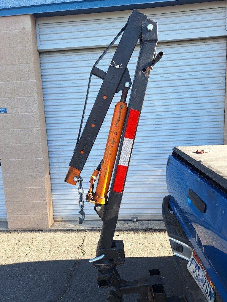 2 Ton Hitch Crane