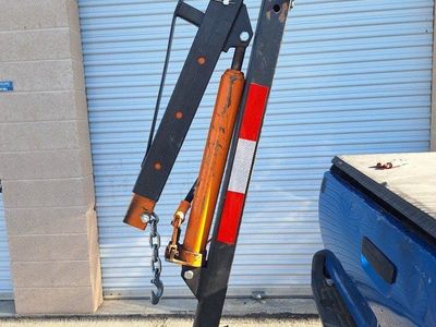 2 Ton Hitch Crane