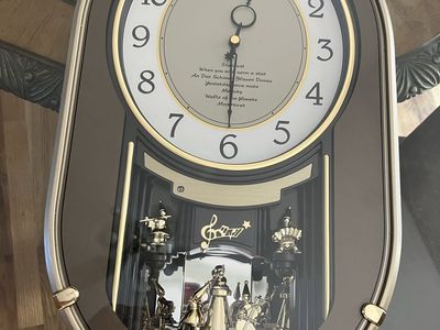 Seiko Wall Clock, Melodies in Motion, vintage