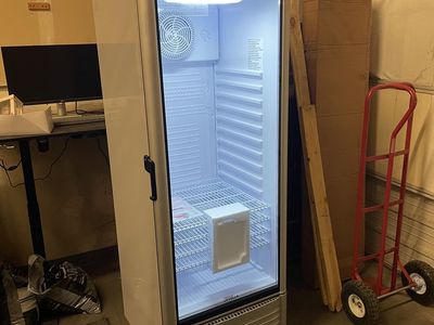 15.5 CU FT Commercial Merchandiser Beverage Cooler