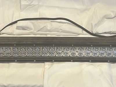 Genuine Rough Country 30" Black Series Dual-Row LED Light Bar Kit - Like New