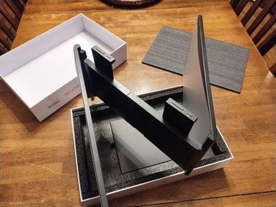 14 Inch dual monitor extender for a laptop