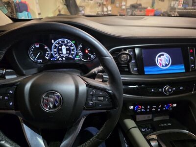 2023 BUICK ENCLAVE Avenir
