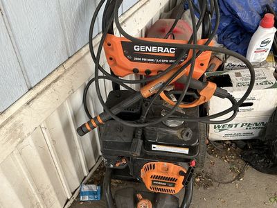 Generac 2800 PSI 2.4 GPM Max Gas Pressure Washer - Power through tough cleaning jobs!