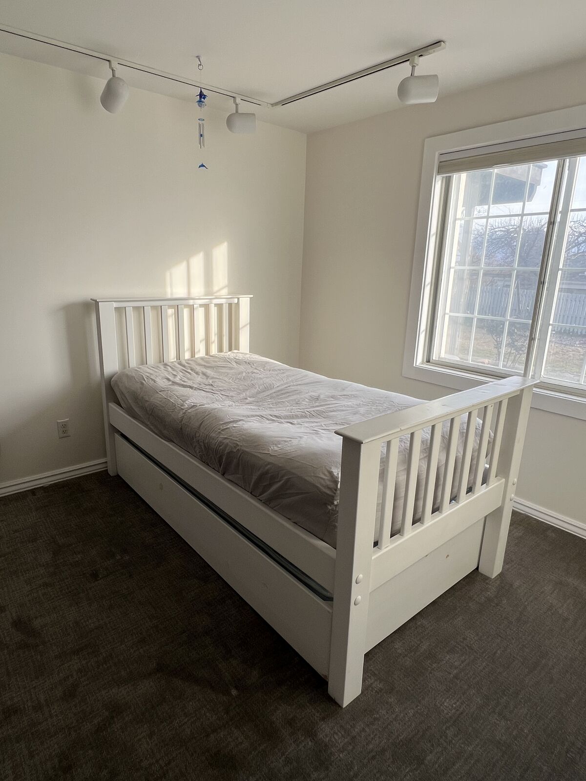 Twin bed frame with trundle