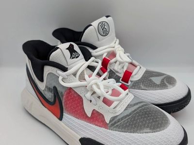Nike Kyrie 8 Infinity GS White University Red Black Size 7Y