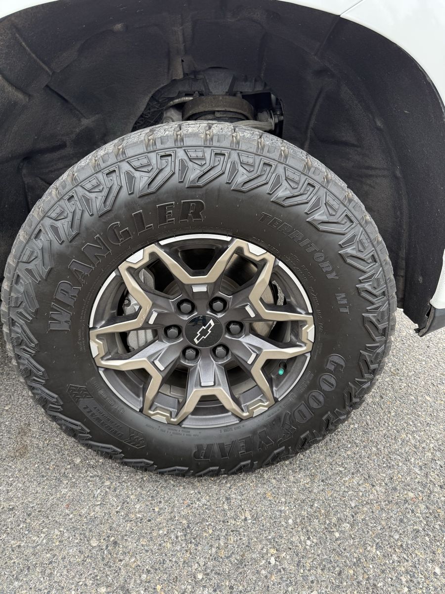 Chevy ZR2 wheels and tires