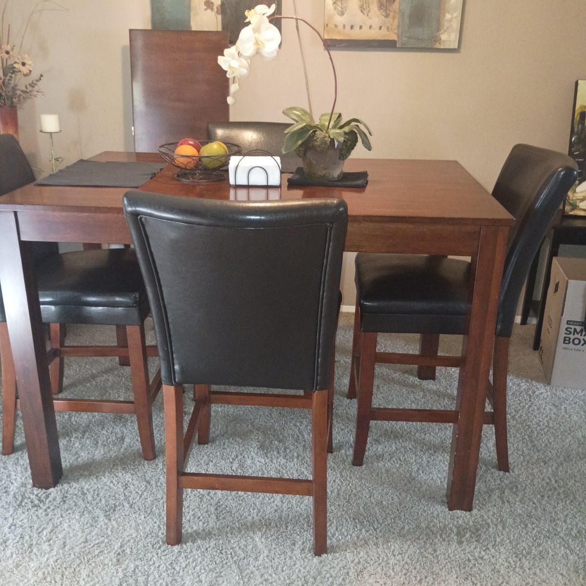 Dining Room set 4 chairs