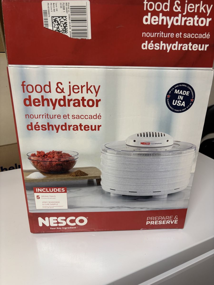 Nesco Food & Jerky Dehydrator with 5 Drying Trays