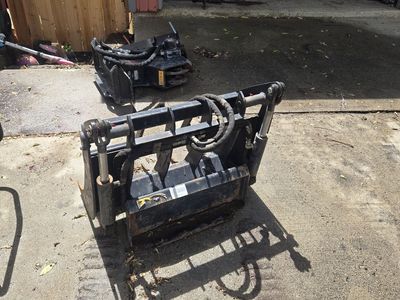 Toro Grapple Rake